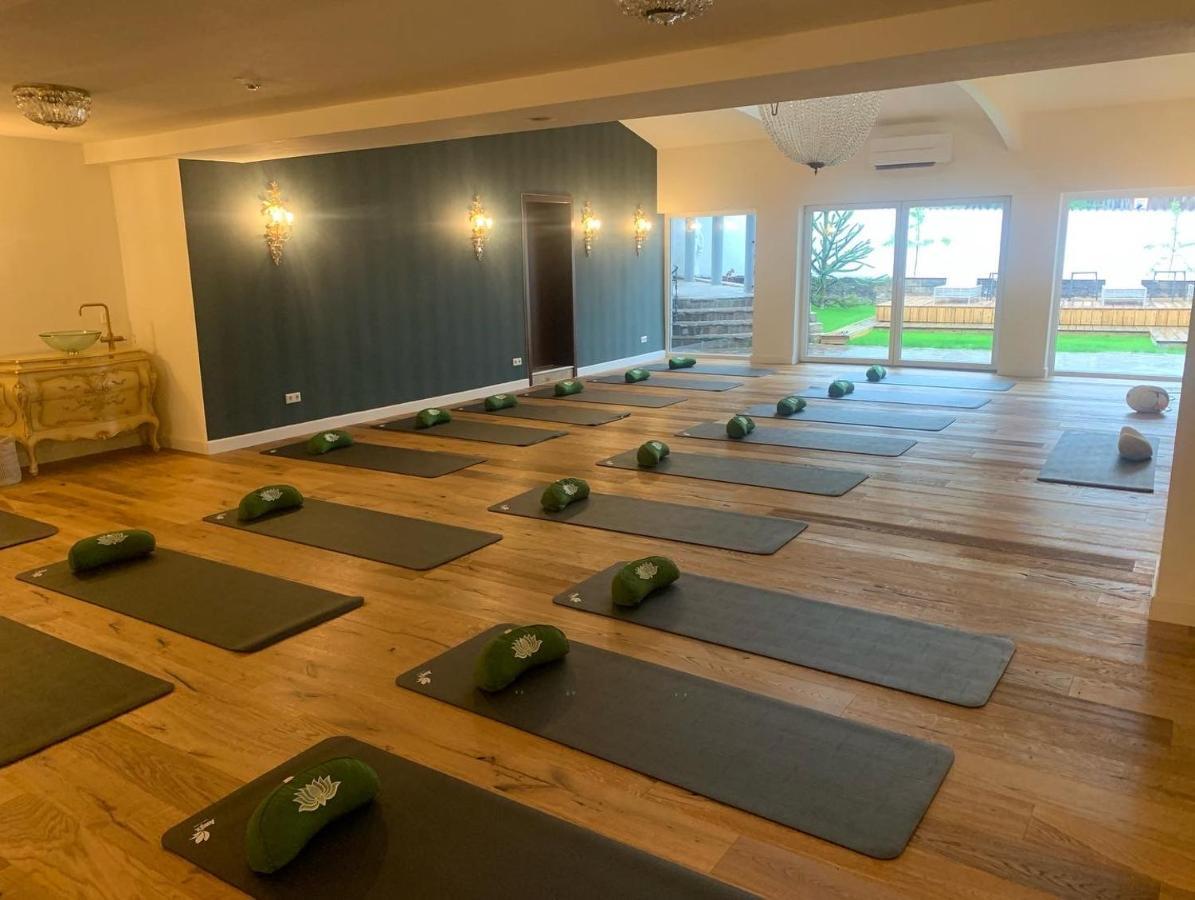 Boutiquehotel Goldhahn Bio Sport & Wellness Аален Екстериор снимка
