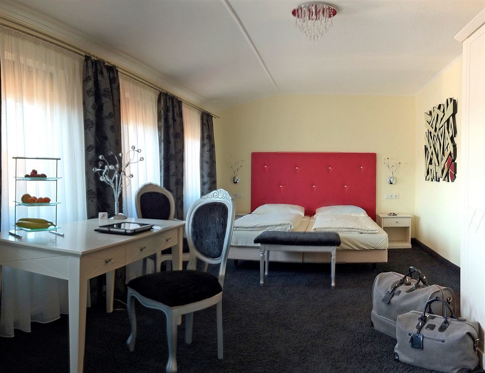 Boutiquehotel Goldhahn Bio Sport & Wellness Аален Екстериор снимка