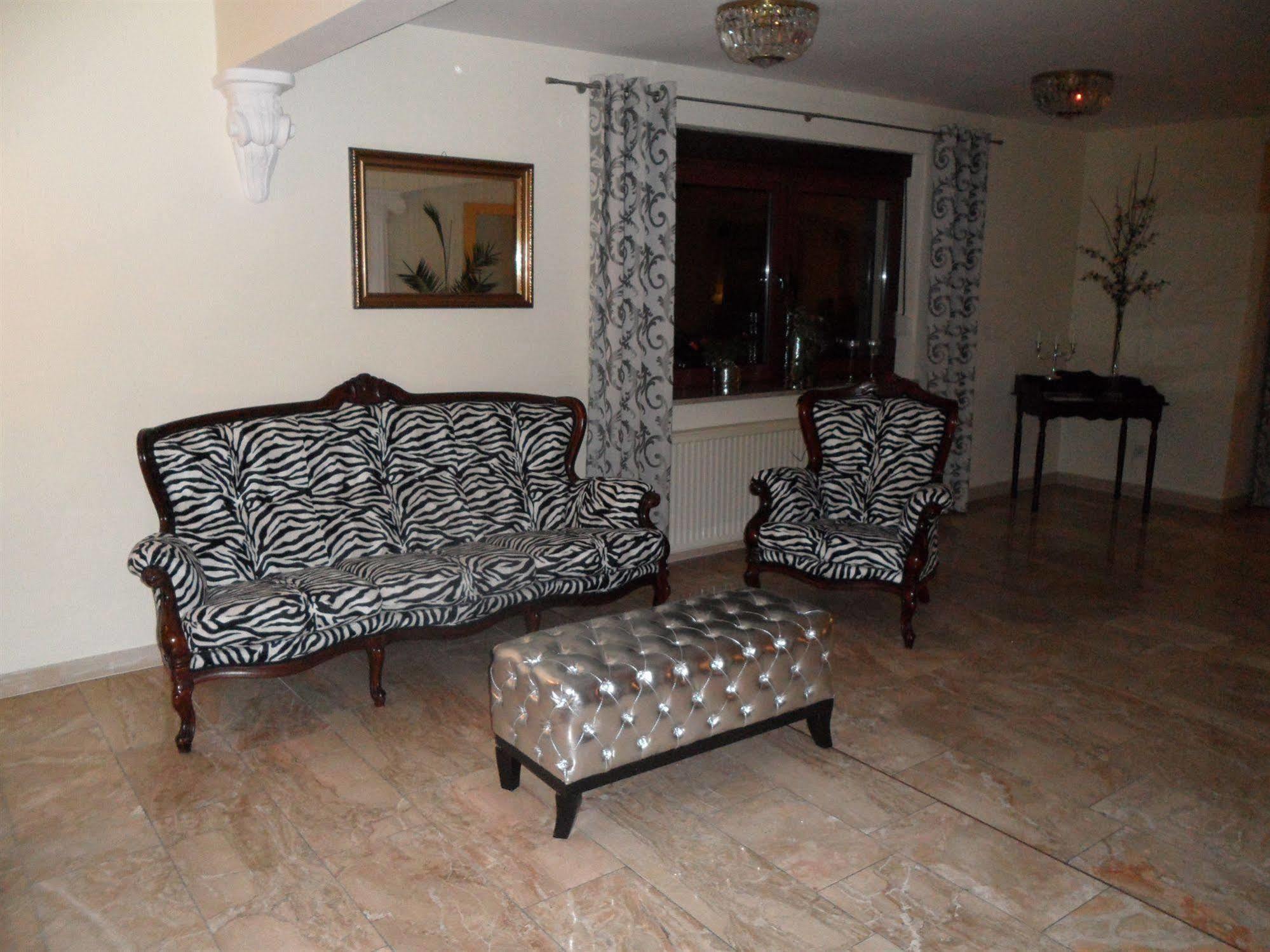 Boutiquehotel Goldhahn Bio Sport & Wellness Аален Екстериор снимка